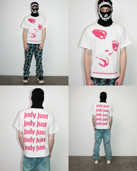 02 T-Shirt
